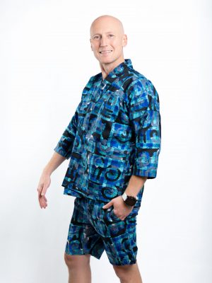 Unisex Oversized Lightweight Kimono-Style Jacket Ocean flow (M)